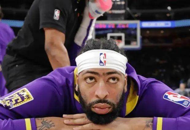 kaiyun官网-戴维斯低迷全队懒洋洋 湖人卡位战连败形势告急